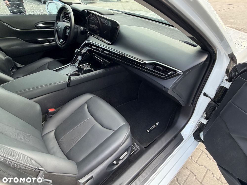 Toyota Mirai - 15