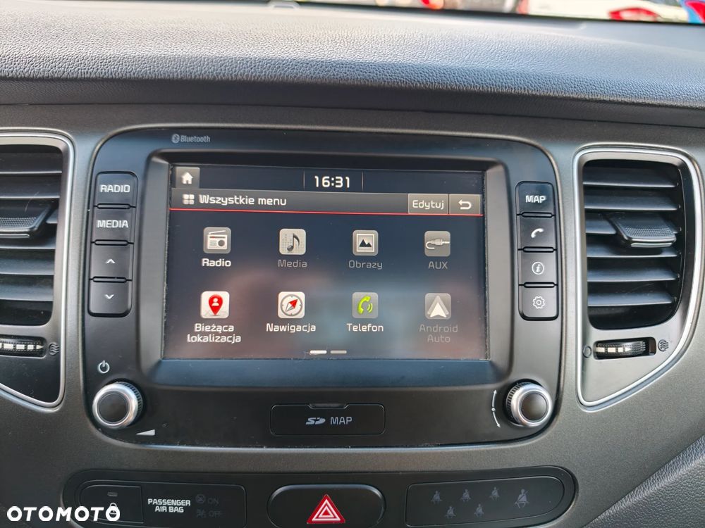 Kia Carens 1.6 GDI Dream-Team Edition - 28