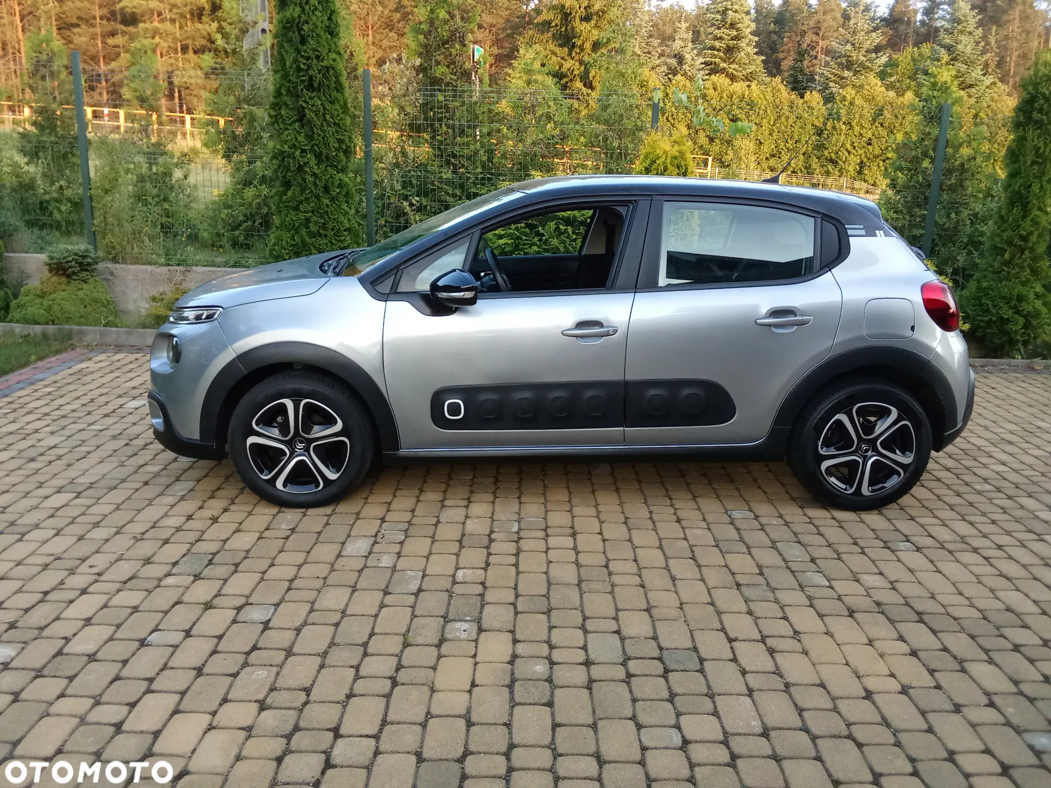 Citroën C3 1.2 PureTech Feel - 2