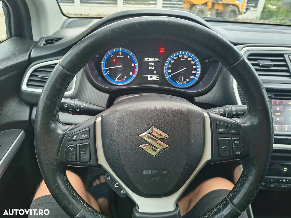 Suzuki S-Cross 1.6 DDIS Allgrip Comfort+ - 7