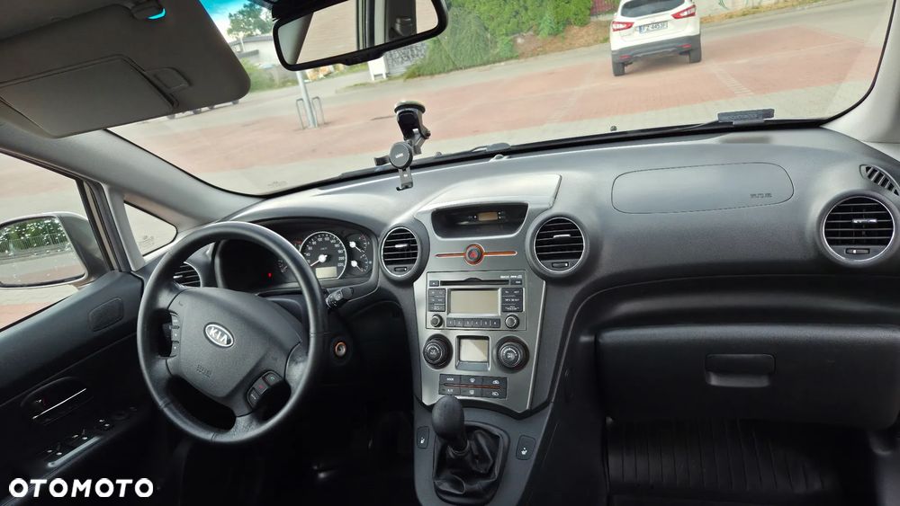 Kia Carens 2.0 EX - 7