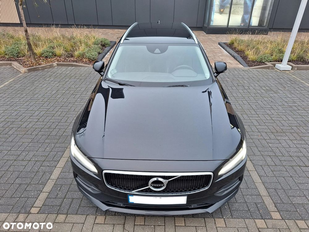 Volvo V90 D4 Momentum Pro - 3