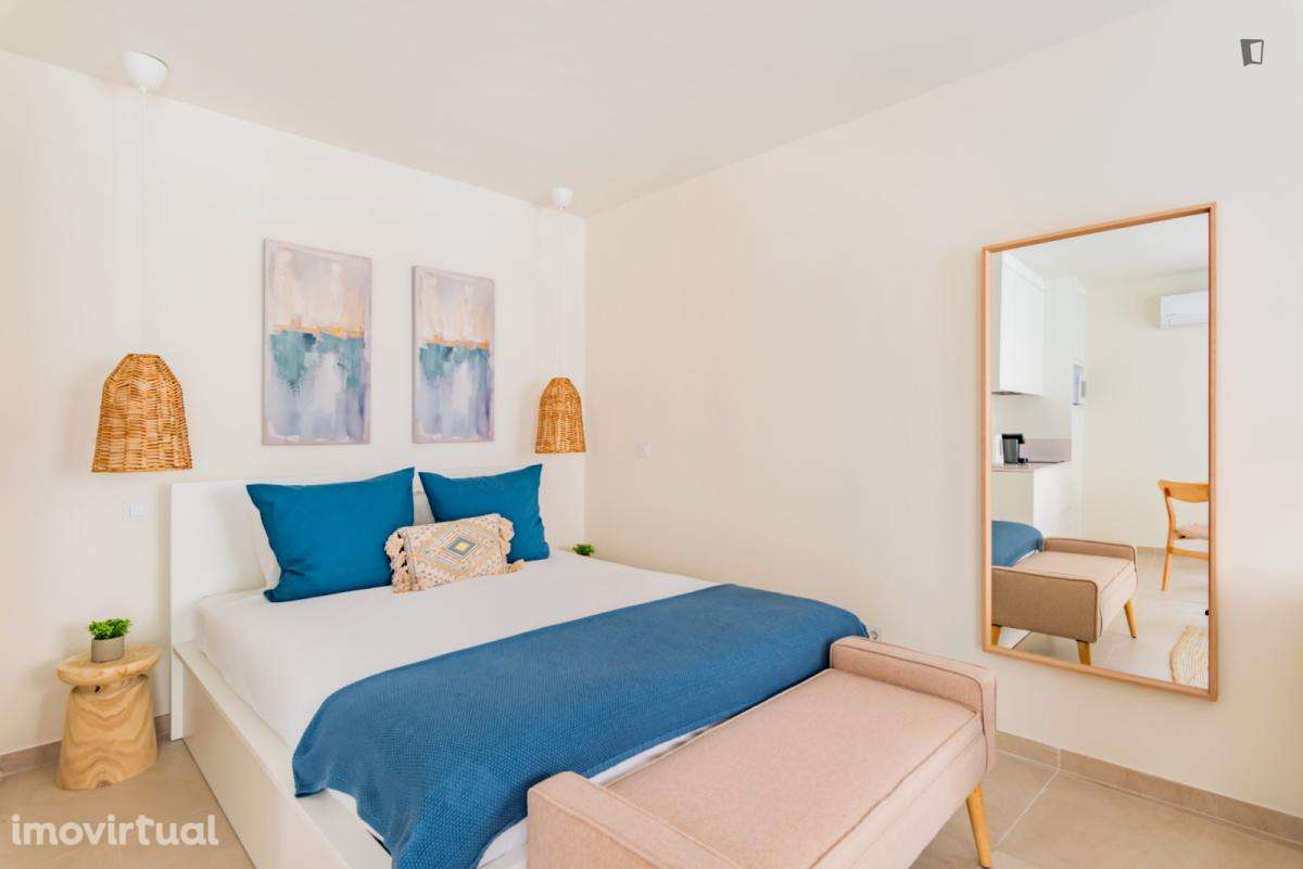 Estúdio - localizado em Santos Lisbon - Grande imagem: 3/23