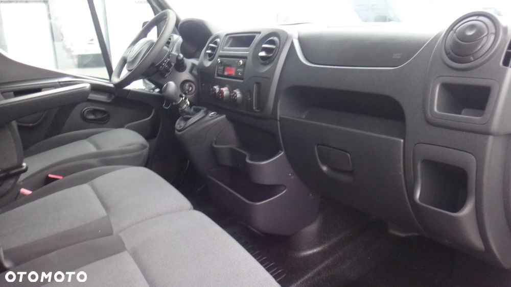 Renault Master - 11