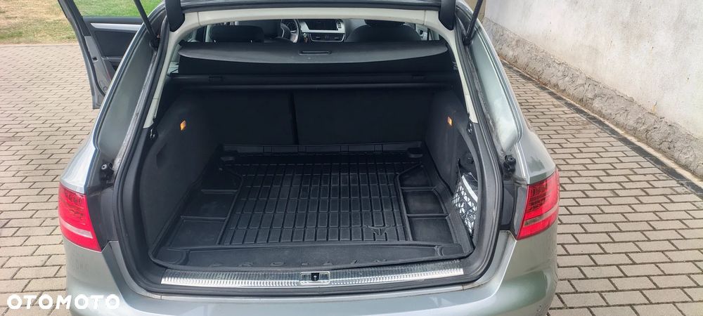 Audi A4 Avant - 9