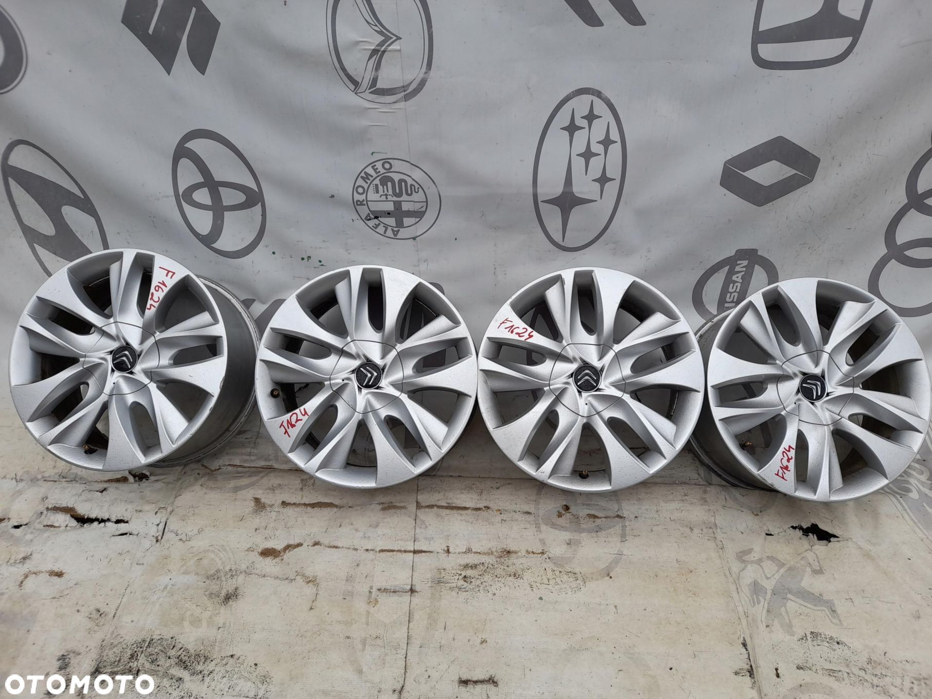 CITROEN C4 DS4 17" FELGA FELGI - 1