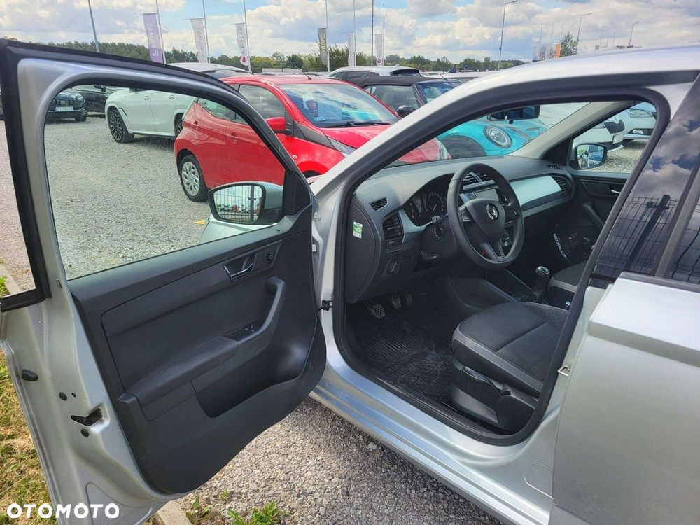 Skoda Fabia - 13