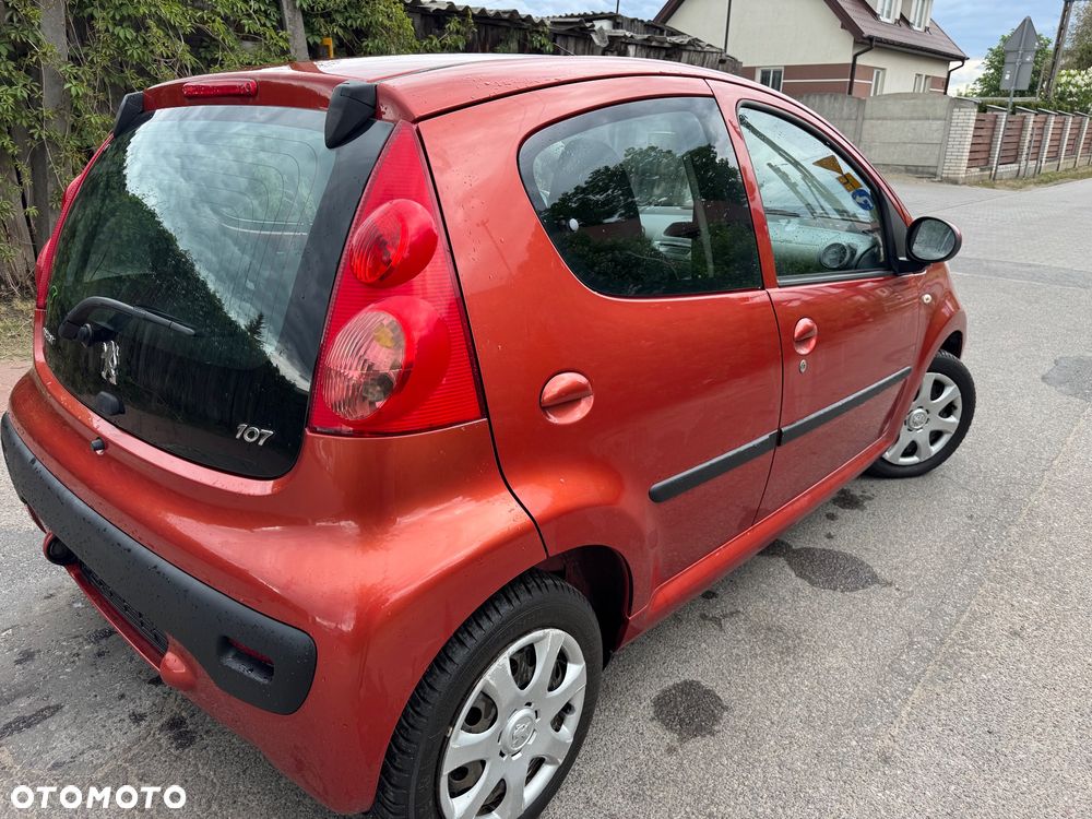 Peugeot 107 70 Black&Silver - 3