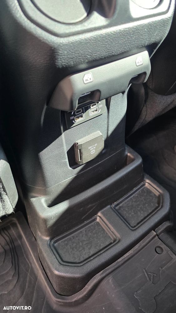 Jeep Wrangler 2.0 4xe AT8 PHEV Sahara - 18