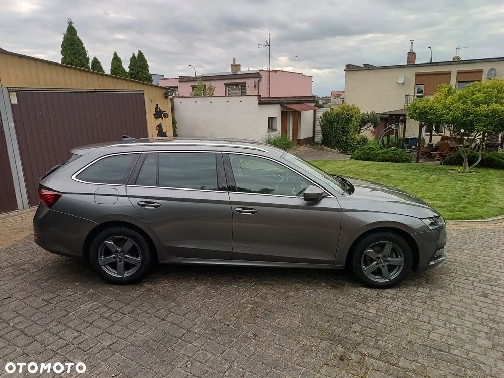 Skoda Octavia 2.0 TDI DSG Selection - 4