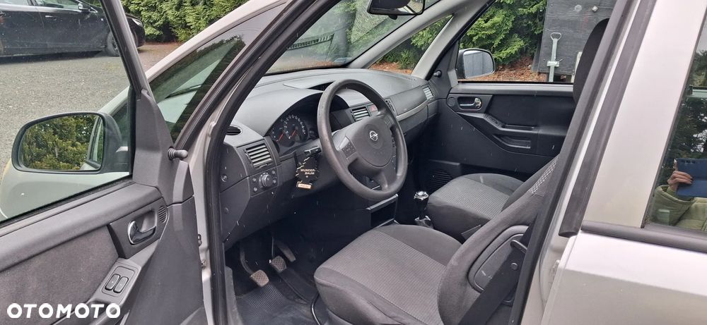 Opel Meriva 1.4 Essentia - 13