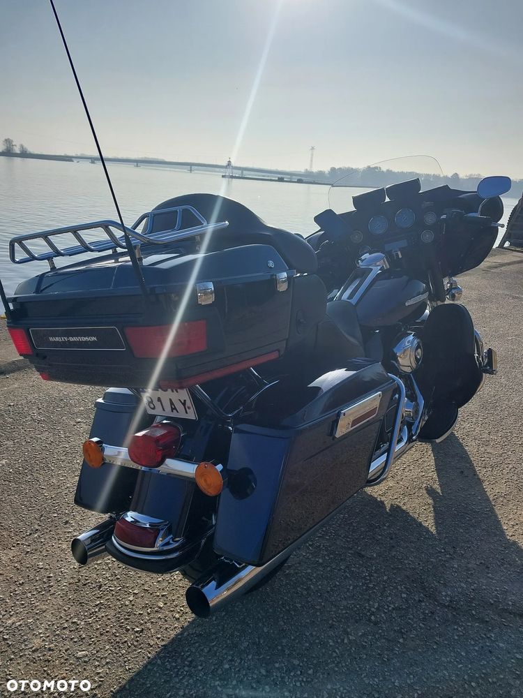 Harley-Davidson FLHT Electra Glide Standard - 3