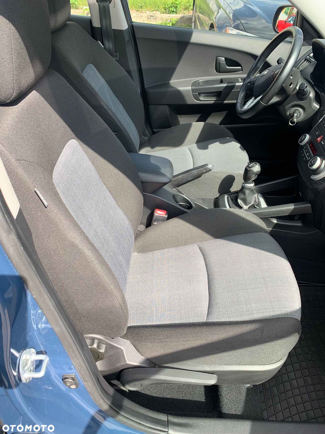Kia Ceed 1.4 CVVT Dream-Team Edition - 16