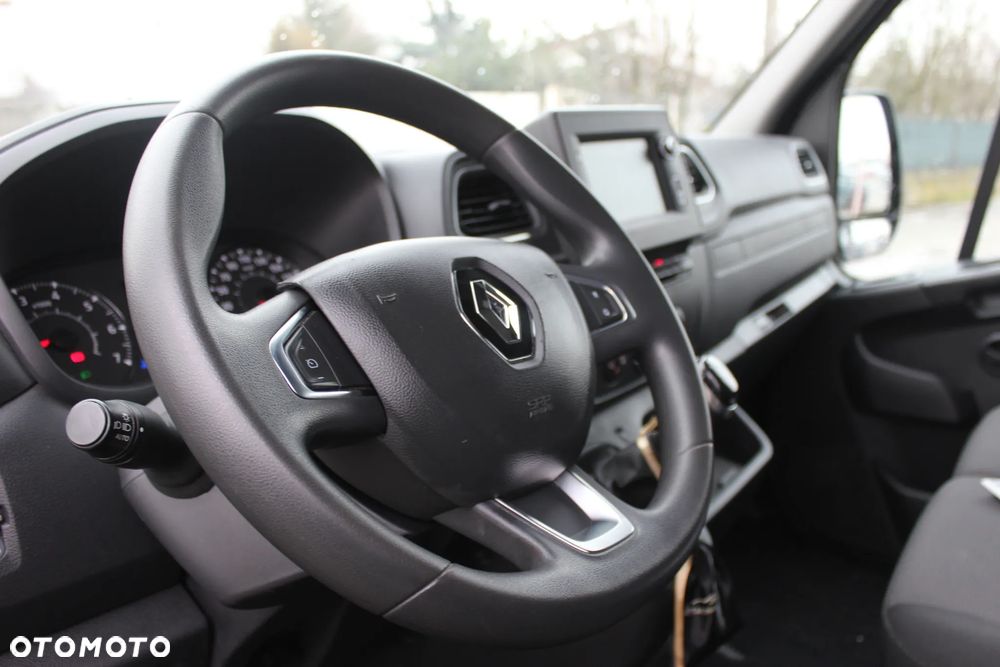 Renault Master - 25