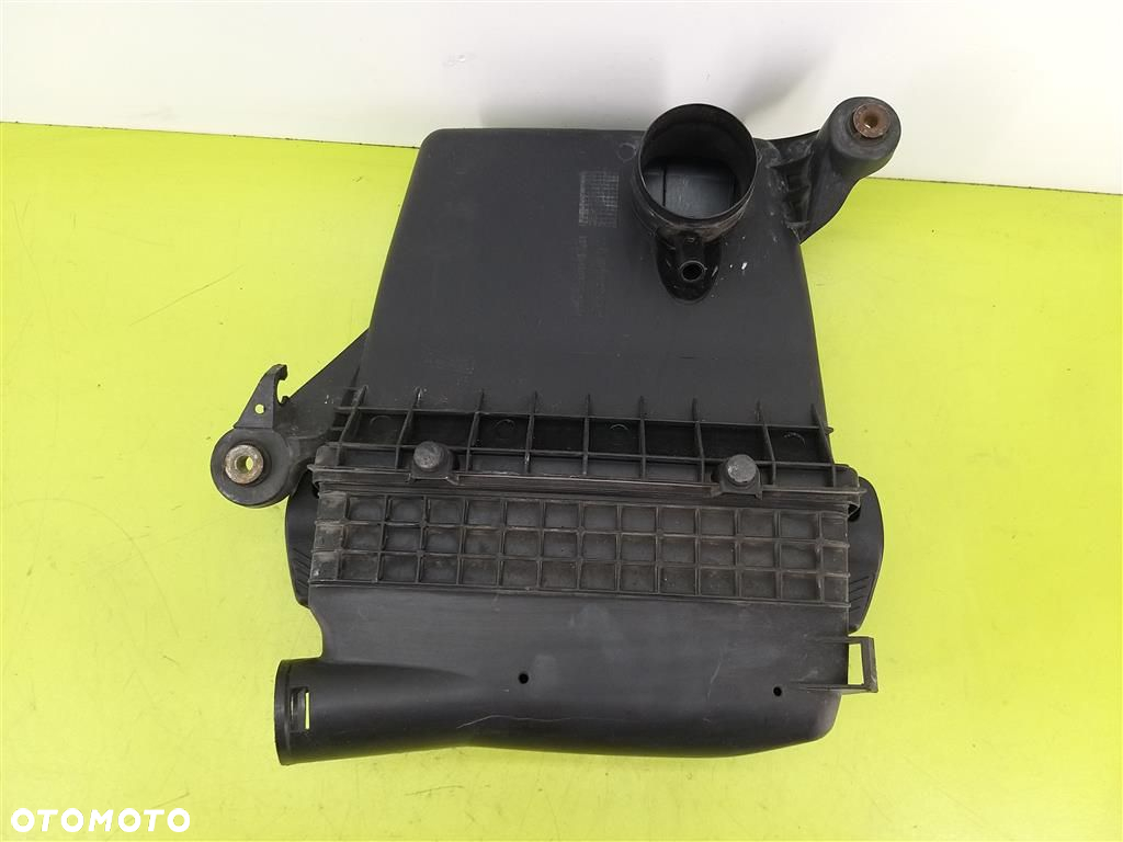 Filtr powietrza obudowa Fiat Panda II 1.1B 55KM 2003-2013R  46800166 - 6