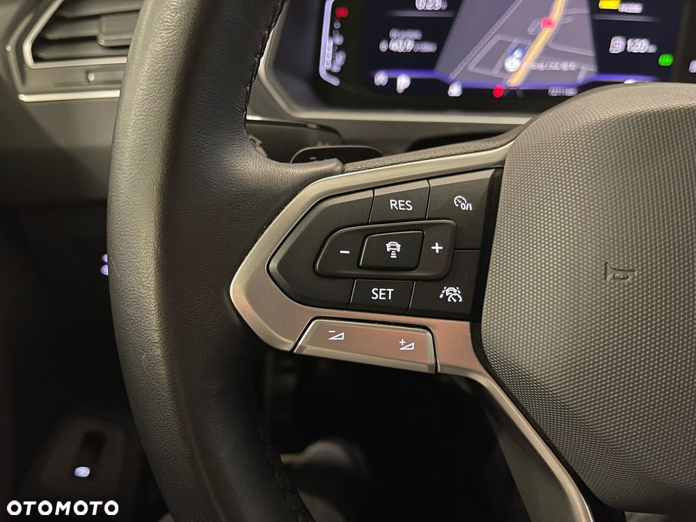 Volkswagen Tiguan 2.0 TSI 4Mot Urban Sport DSG - 30