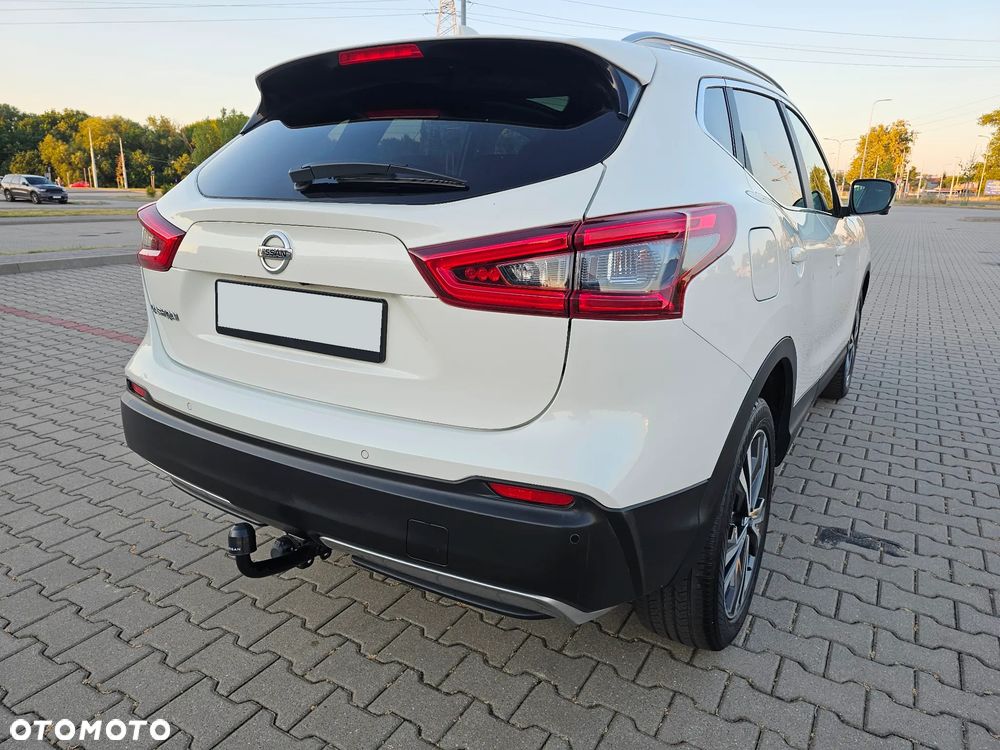Nissan Qashqai 1.3 DIG-T DCT TEKNA - 8