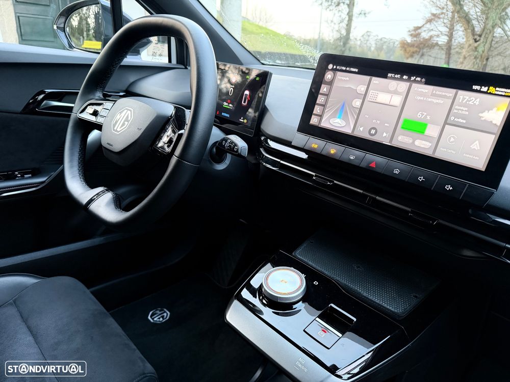 MG MG4 64 kWh XPower Luxury - 32