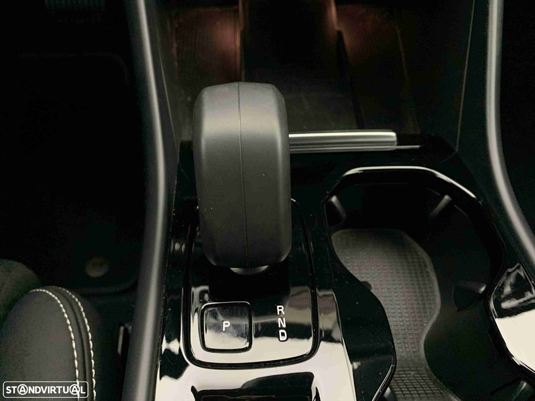 Volvo XC 40 1.5 T2 Plus Dark Auto - 19
