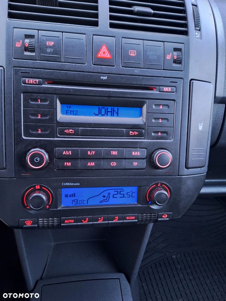Volkswagen Polo Cross - 8