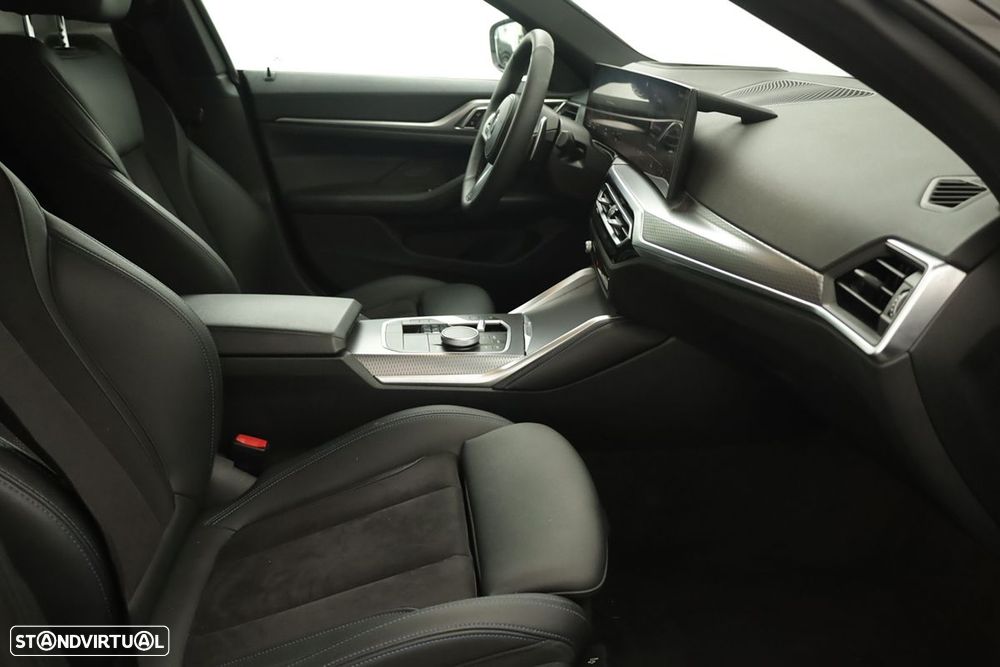 BMW 420 Gran Coupé i Pack Desportivo M Auto - 21