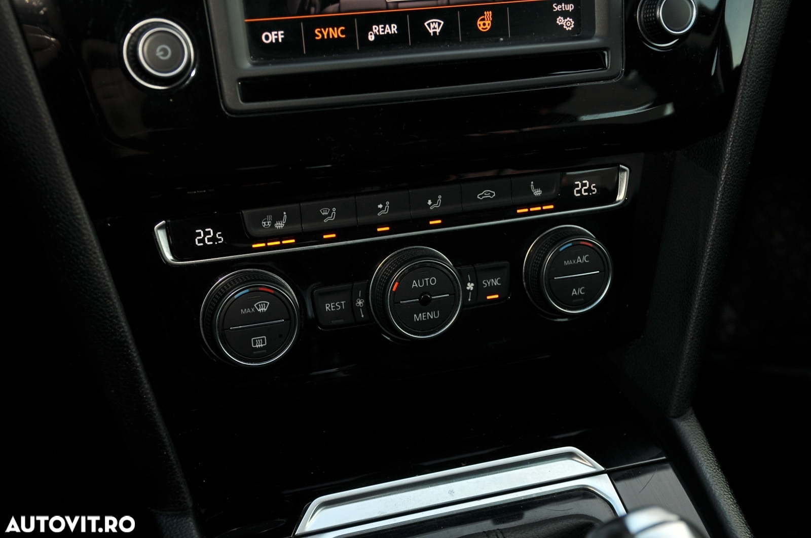 Volkswagen Passat - 22
