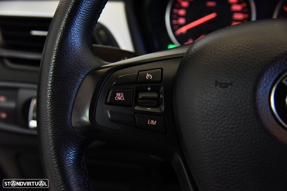 BMW X1 16 d sDrive Advantage - 17