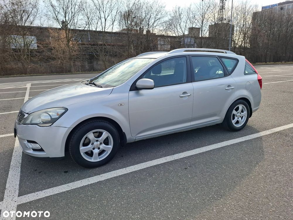 Kia Ceed 1.6 Crdi M - 2