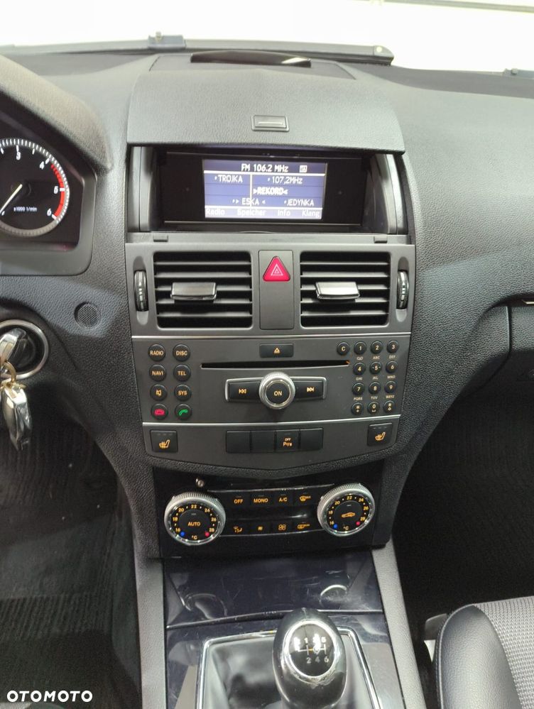 Mercedes-Benz Klasa C 200 CDI DPF BlueEFFICIENCY SPORT EDITION - 20