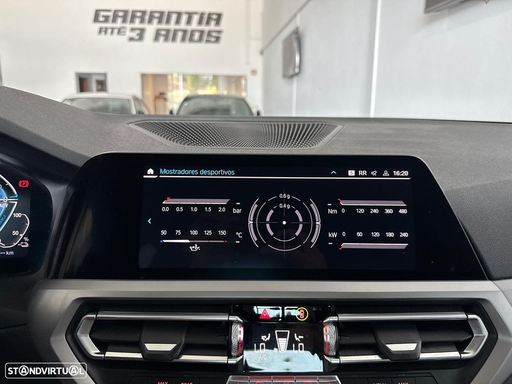BMW 330 e Pack M Auto - 25
