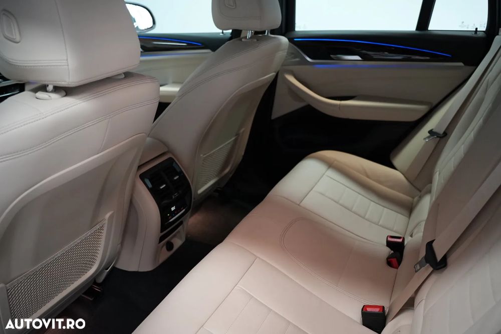 BMW X4 xDrive20i AT - 9