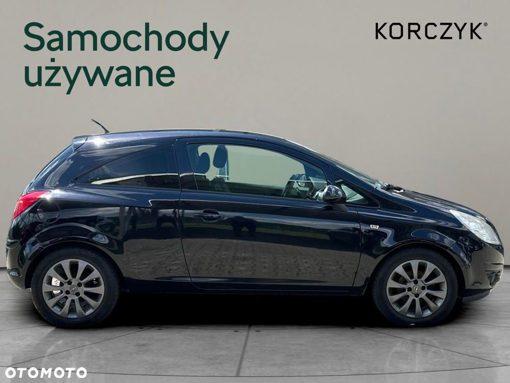 Opel Corsa 1.2 16V Cosmo - 6