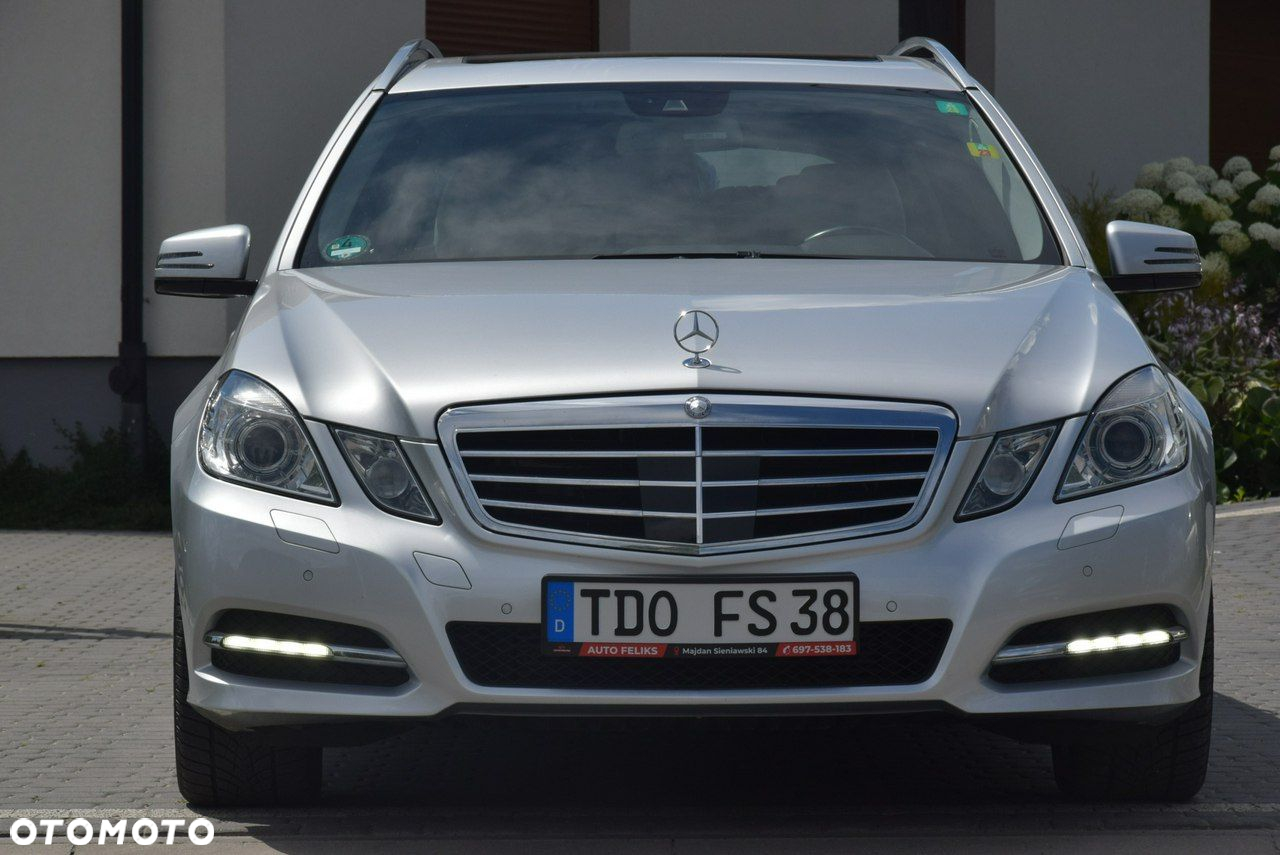 Mercedes-Benz Klasa E 350 CDI BlueEff Avantgarde - 3