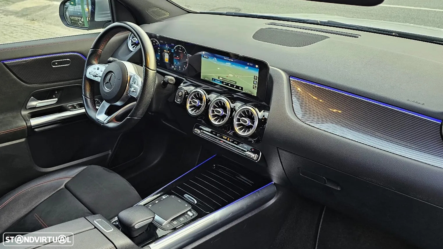 Mercedes-Benz GLA 180 d 8G-DCT AMG Line - 26