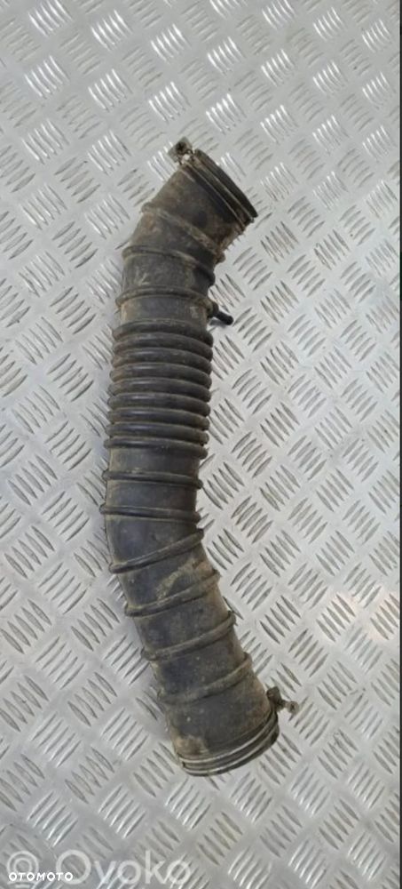 Hyundai Galloper 3.0 V6 Przewód Rura Powietrza - 1