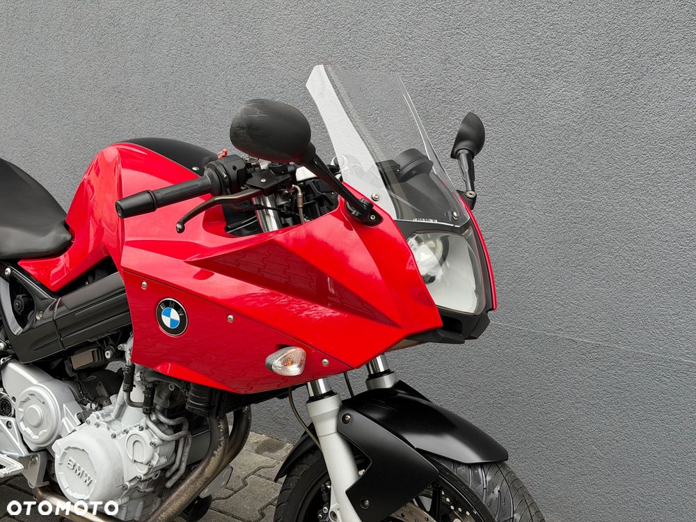 BMW F - 18