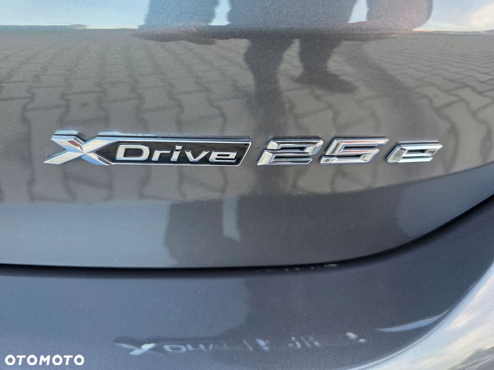 BMW X1 xDrive25e Business Edition - 17