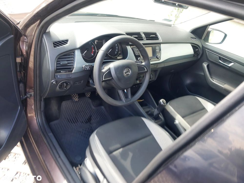 Skoda Fabia 1.0 Ambition - 8