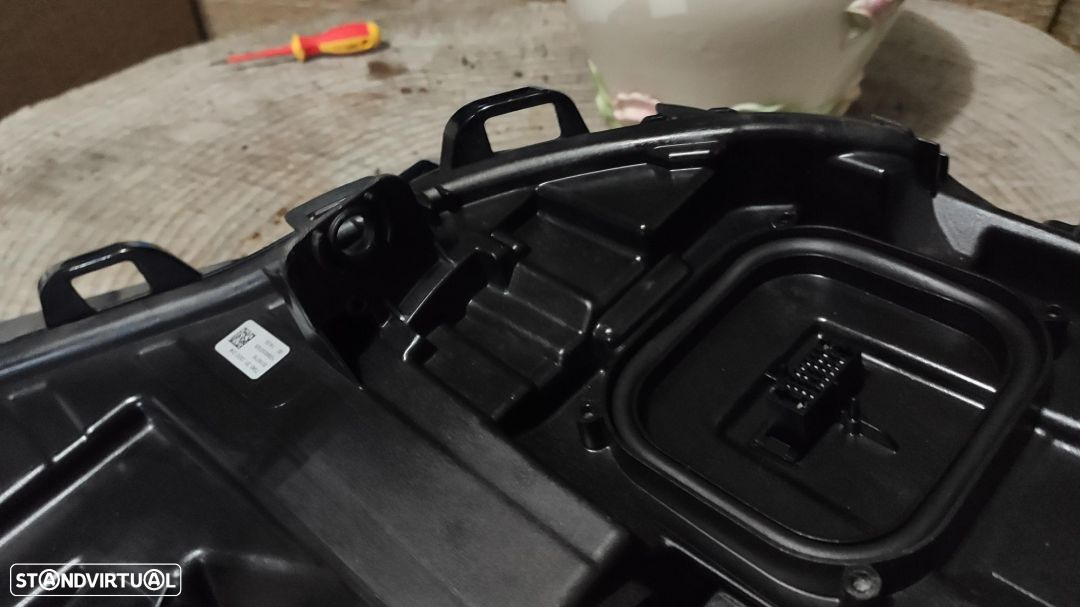 farol esquerdo full Led Astra K - 9
