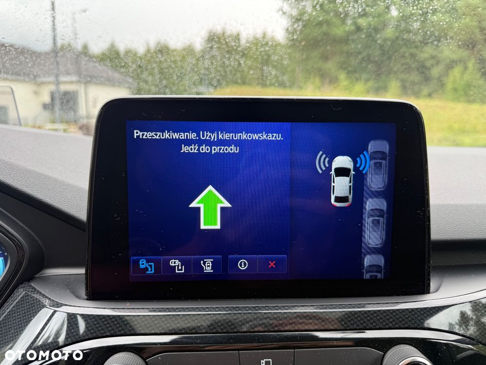 Ford Kuga - 27
