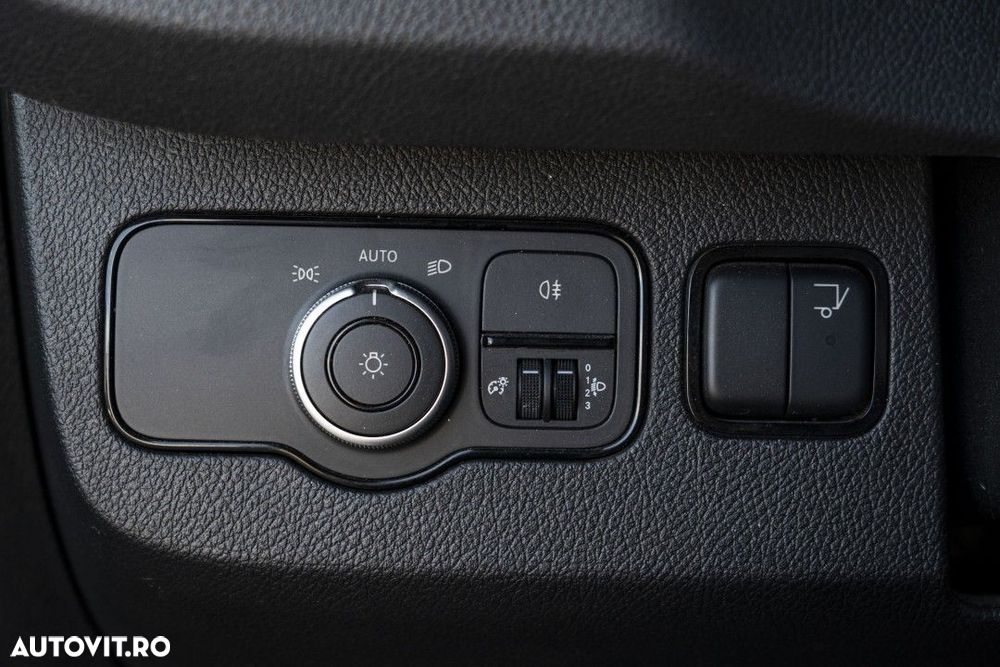 Mercedes-Benz sprinter - 16