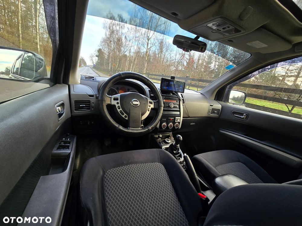 Nissan X-Trail 2.0 dCi 4x4 DPF Platinum - 25