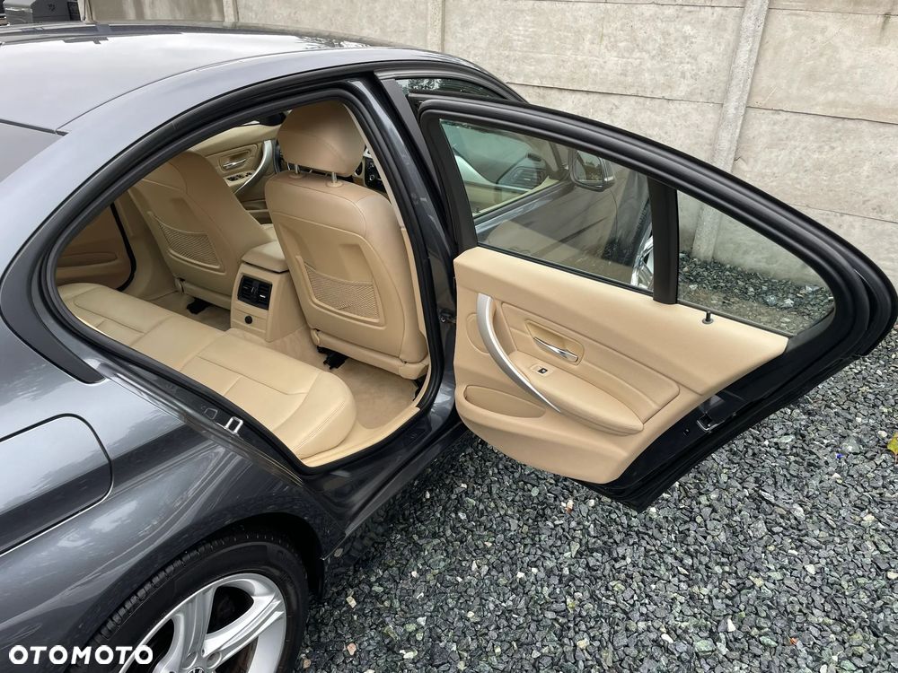 BMW Seria 3 - 17