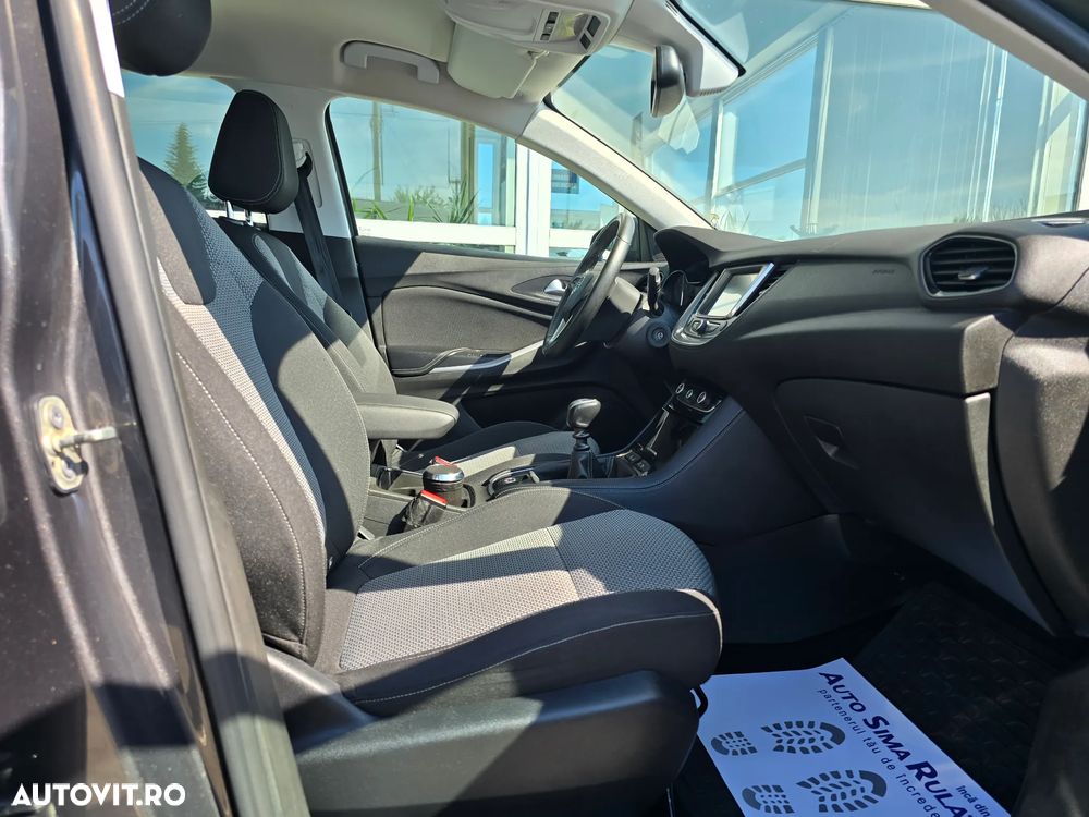 Opel Grandland X - 11