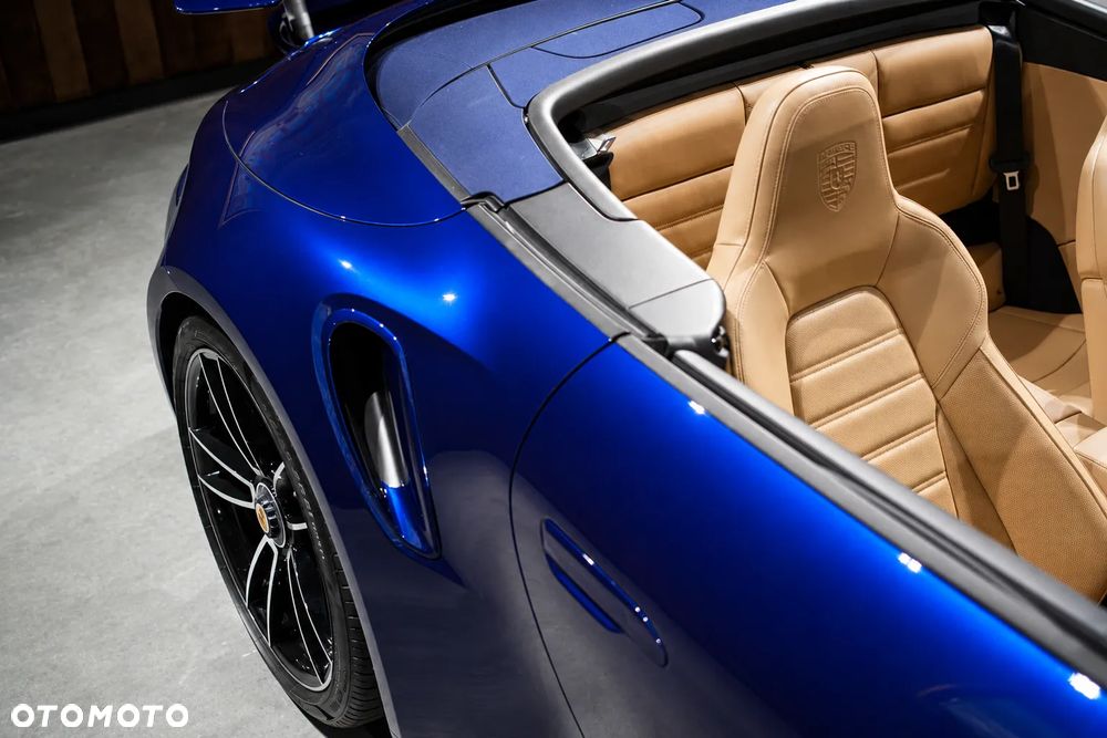 Porsche 911 Turbo S - 12