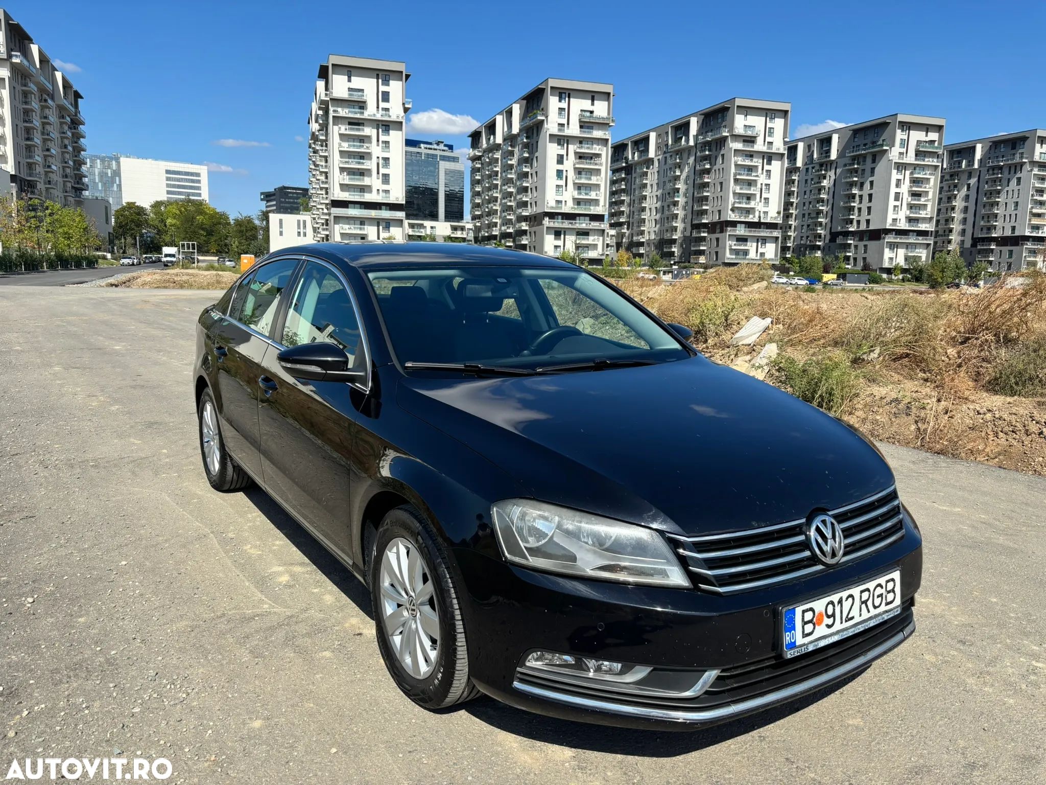 Volkswagen Passat 2.0 TDI BlueMotion Tehnology DSG Comfortline - 1