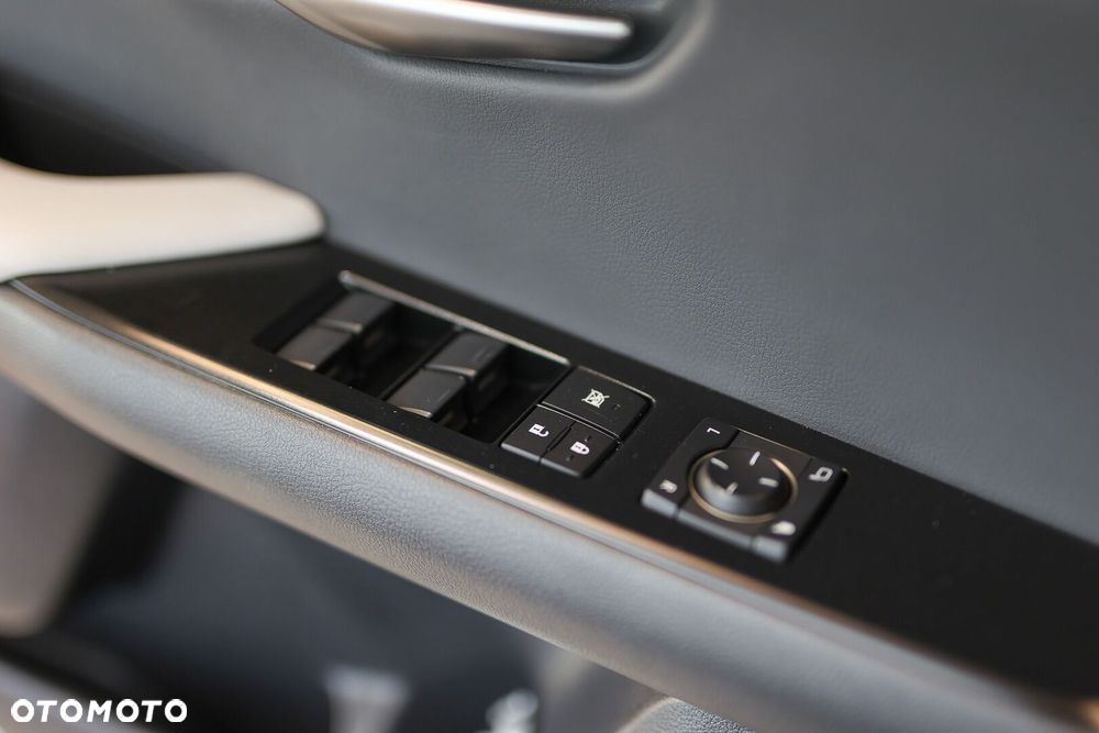 Lexus UX - 27