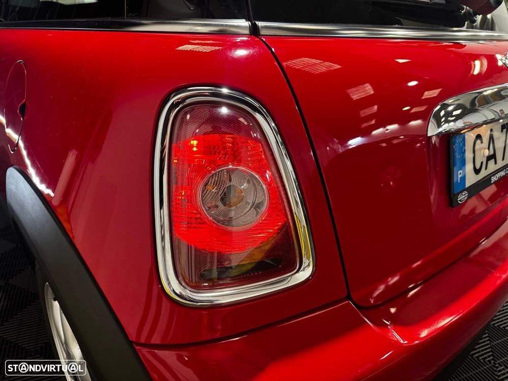 MINI 3 Portas One 1.4 - 23