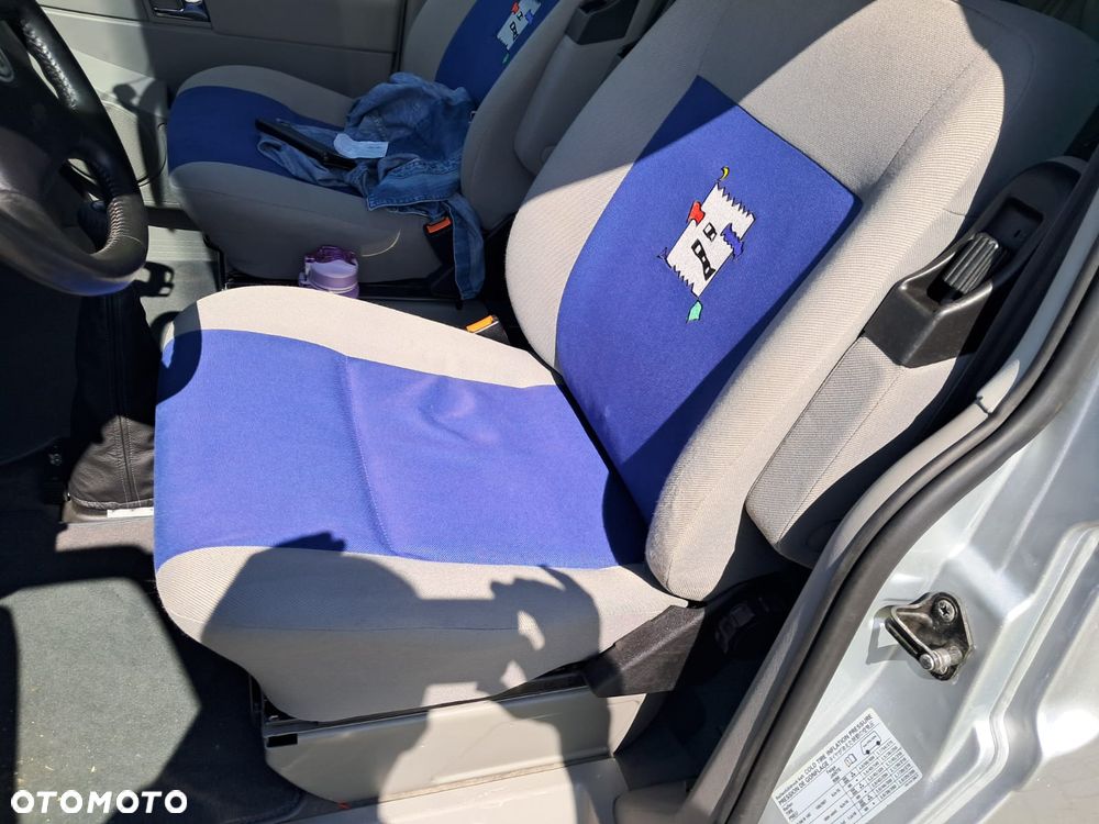 Volkswagen Multivan - 6