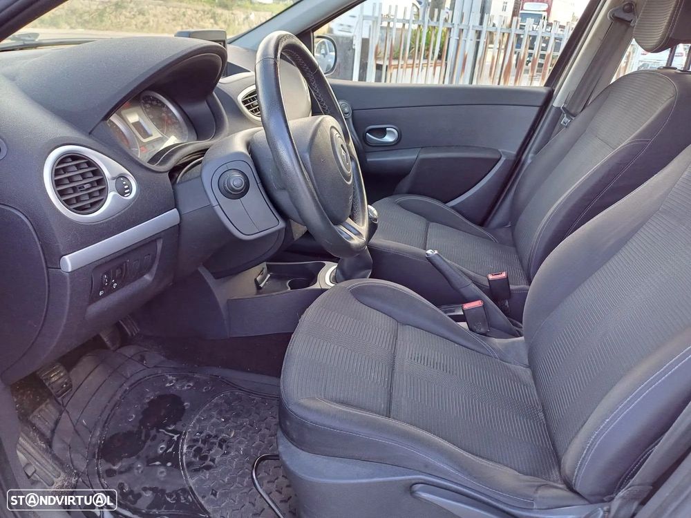 Renault Clio 1.2 16V Dynamique Luxe - 5